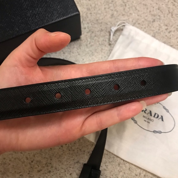❗️SOLD❗️Prada Saffiano belt 🖤 - Picture 9 of 17